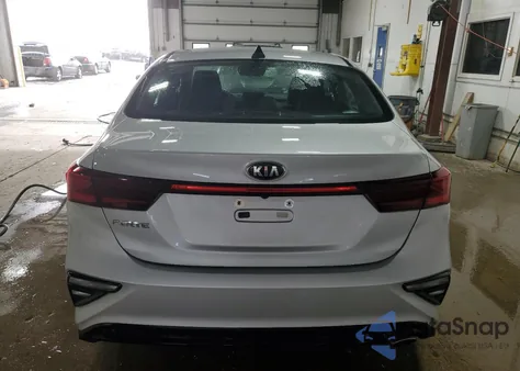 2021 Kia Forte Lxs из США, поврежденный, VIN 3KPF24AD1ME269313